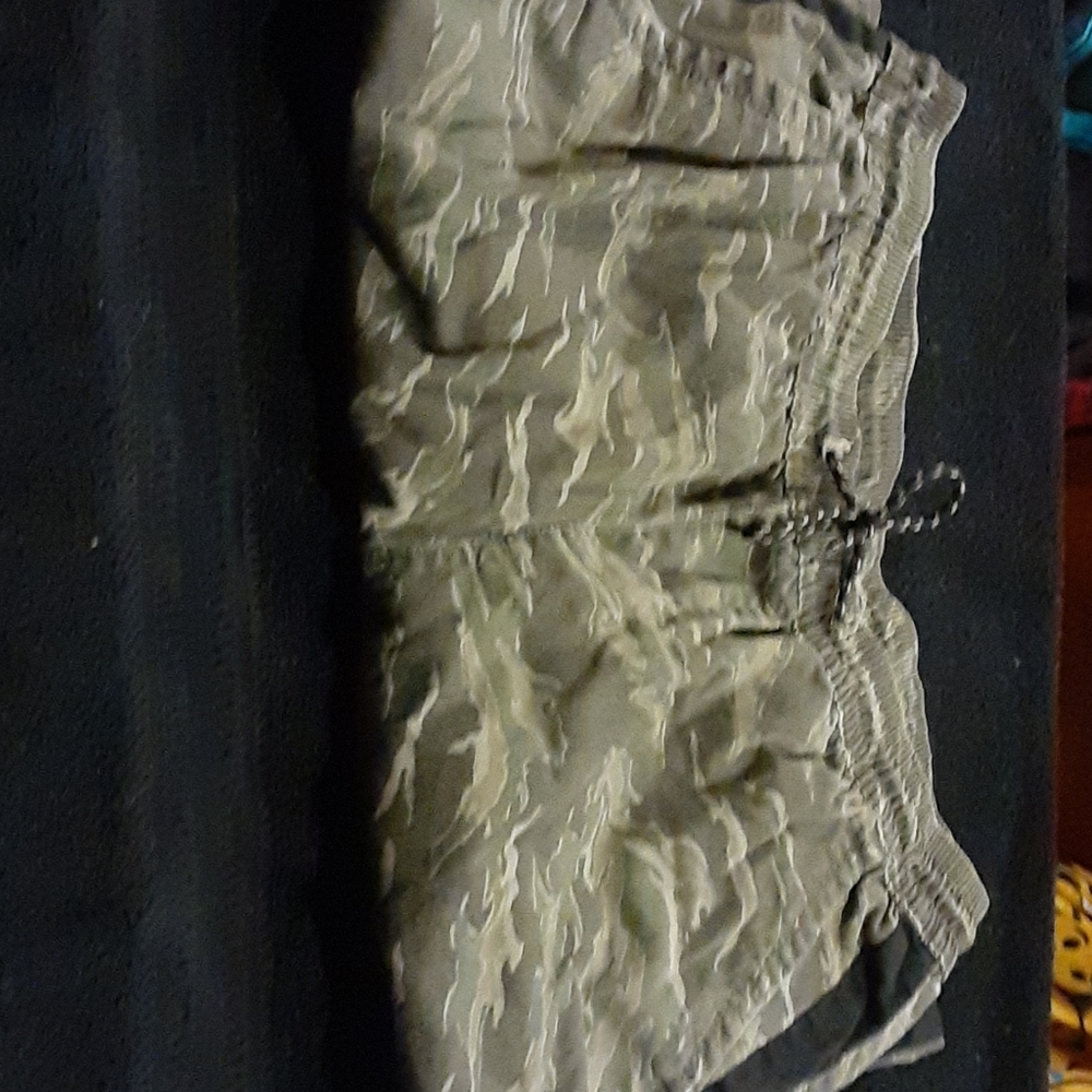 Pants - Picture 2 of 2